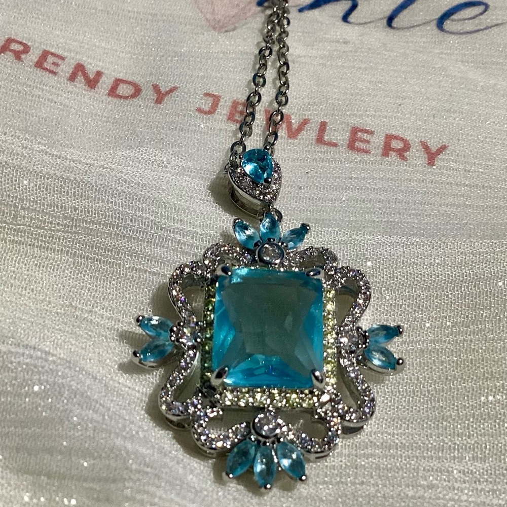 💙 Light Blue Radiant Cut Antique Vintage Style Aquamarine  Pendant Necklace